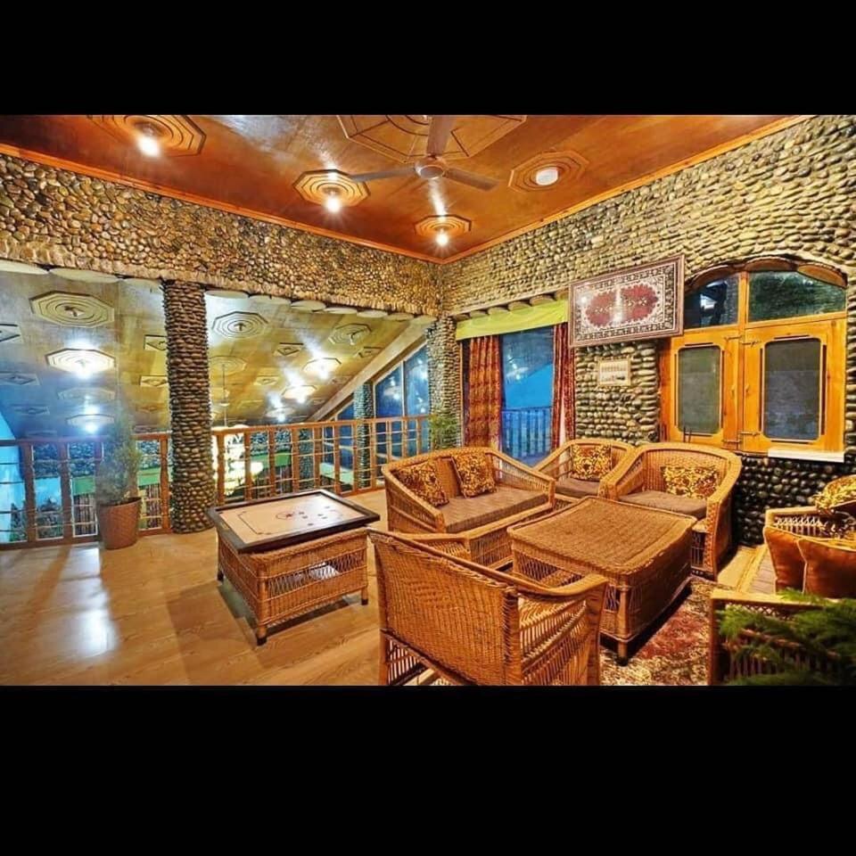 Sojourn Cottages Pahalgām Buitenkant foto